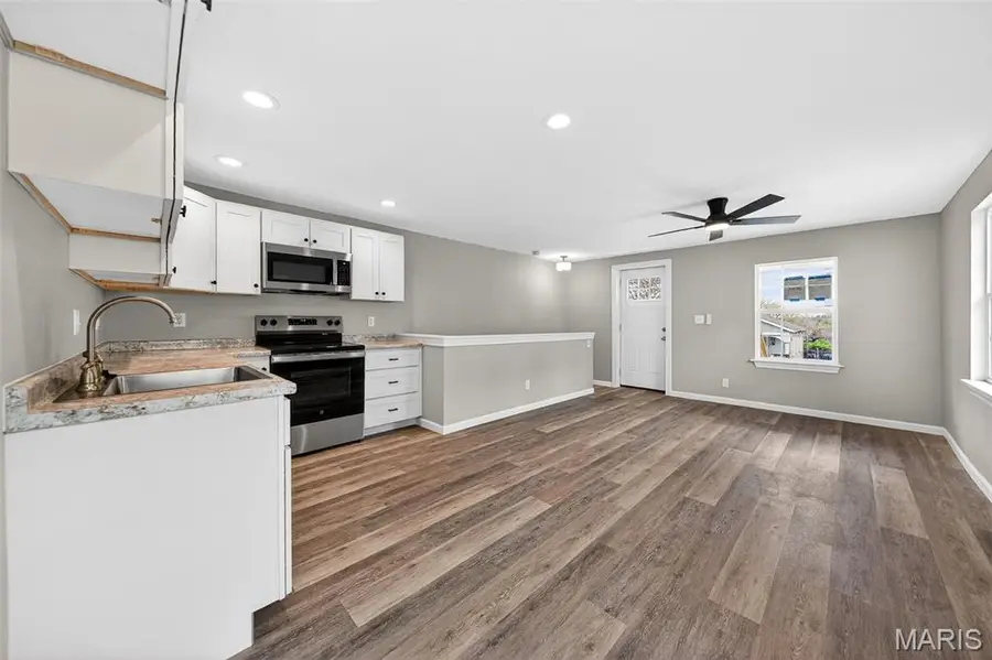 206 Waller Avenue, Saint Louis, MO 63125 - #2