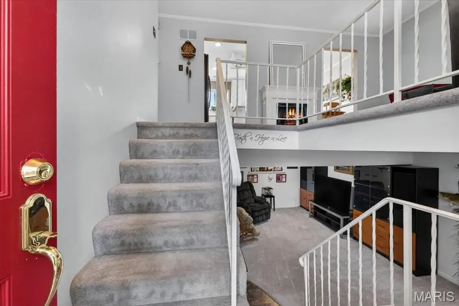 721 Oakway Place, Glendale, MO 63122 - #3