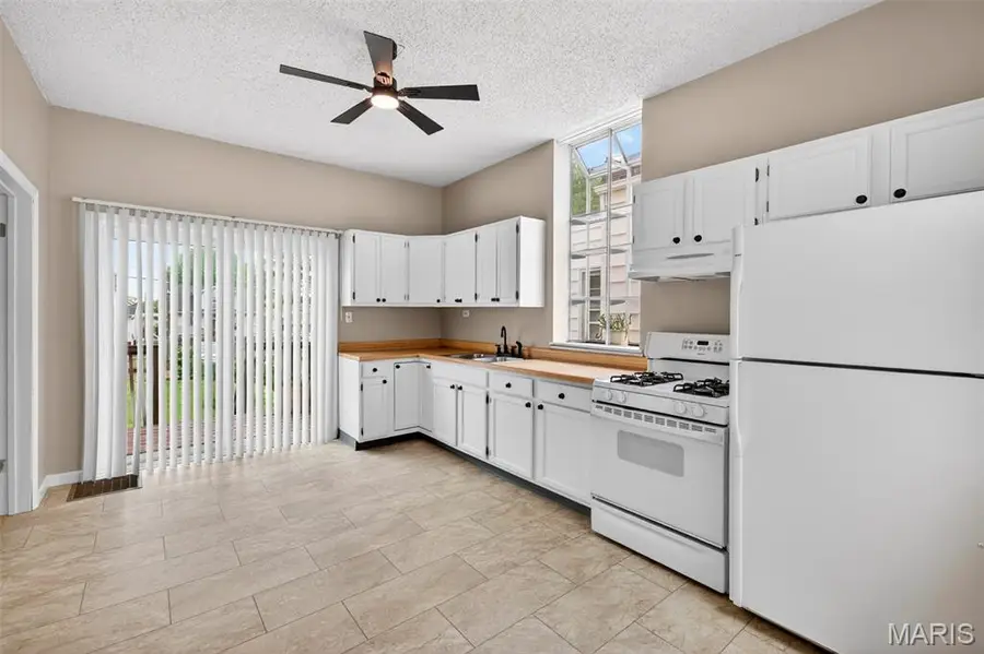 4747 Milentz Avenue, Saint Louis, MO 63116 - #3