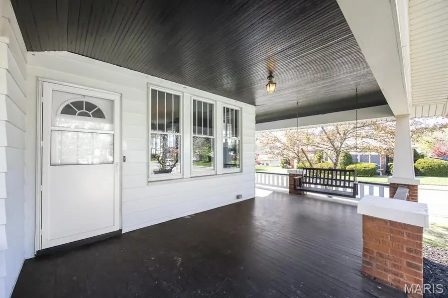 501 S Pennsylvania Avenue, Belleville, IL 62220 - #3