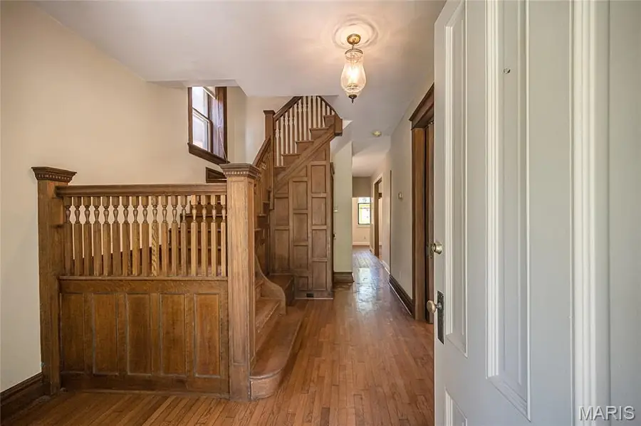 6179 Kingsbury Avenue, Saint Louis, MO 63112 - #3
