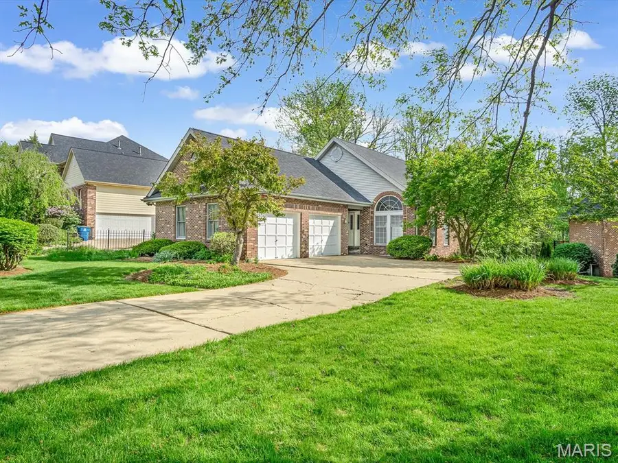 1 Eagle Court, Edwardsville, IL 62025 - #2