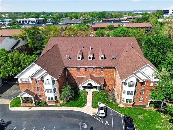 567 Sarah Lane #307, St Louis, MO 63141