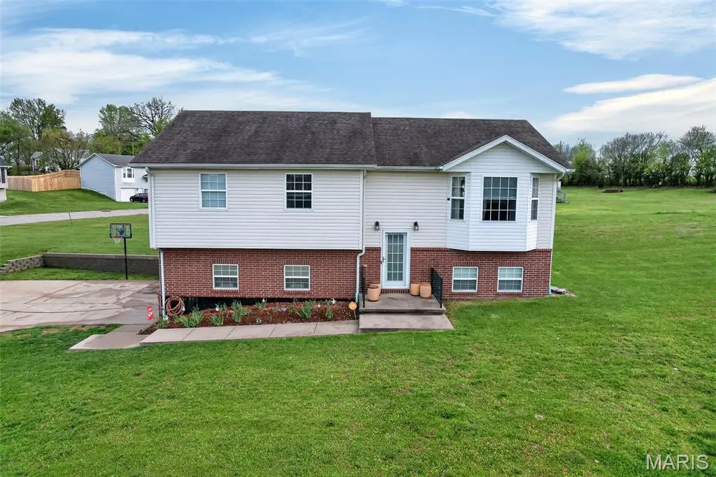 1420 W Madison Avenue, Lebanon, MO 65536 - #1