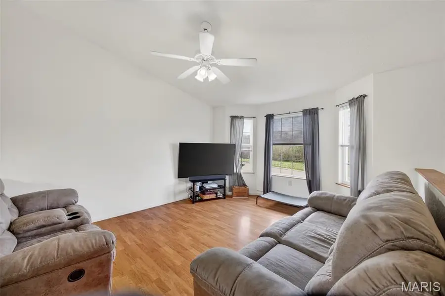 1420 W Madison Avenue, Lebanon, MO 65536 - #3