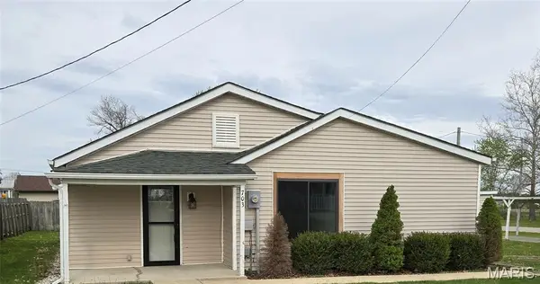 703 S Walnut Street, Gerald, MO 63037