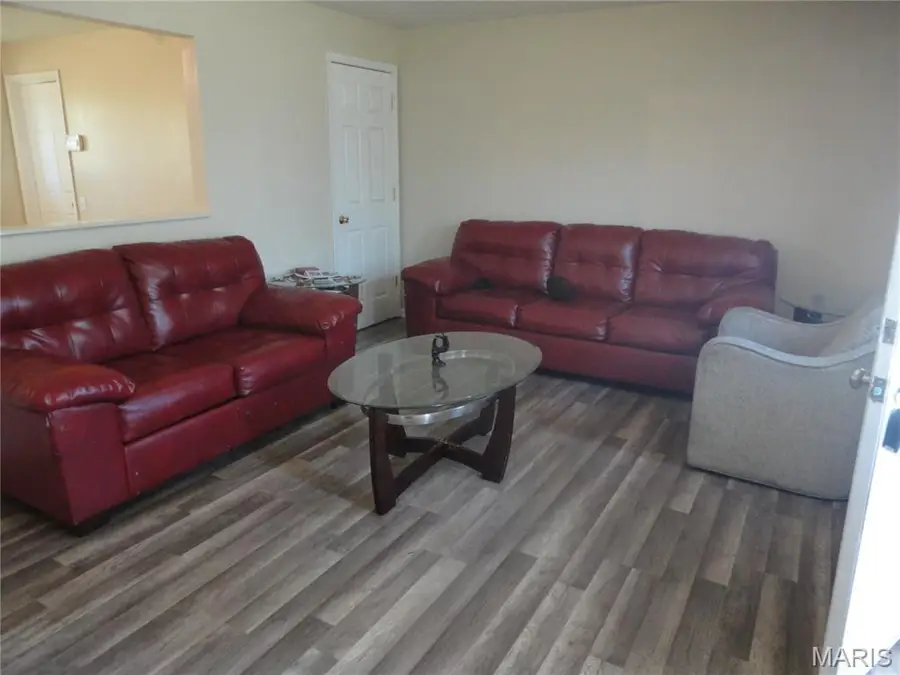 10323 Varnum Drive, Saint Louis, MO 63136 - #2