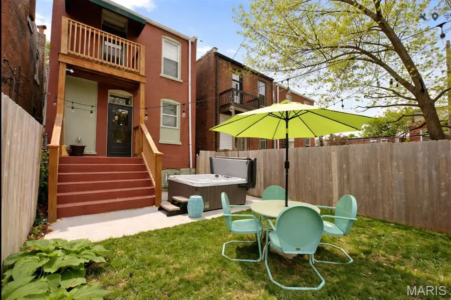 2920 Sidney Street, Saint Louis, MO 63104 - #2