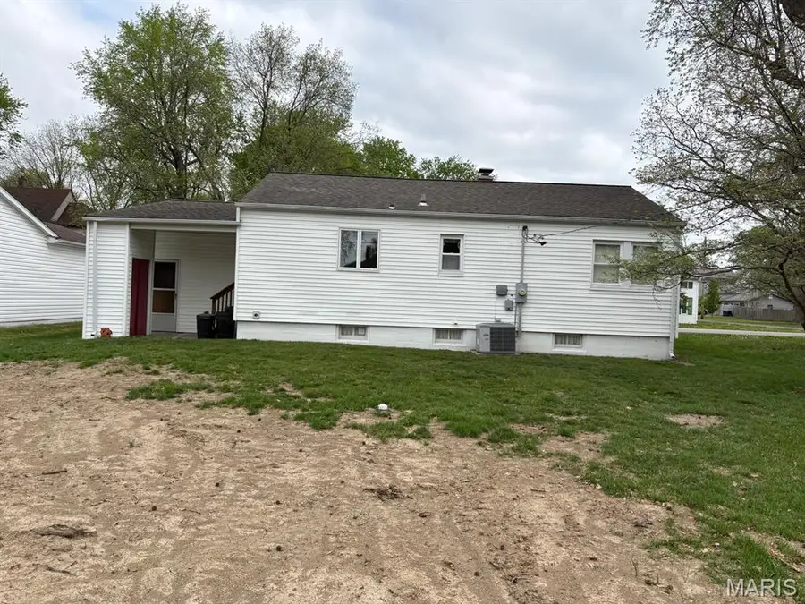 116 E 3rd Street, Trenton, IL 62293 - #3