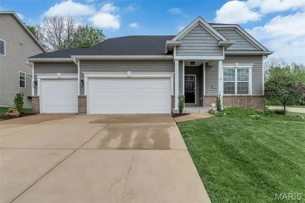 917 Summit Oaks Drive, Eureka, MO 63025