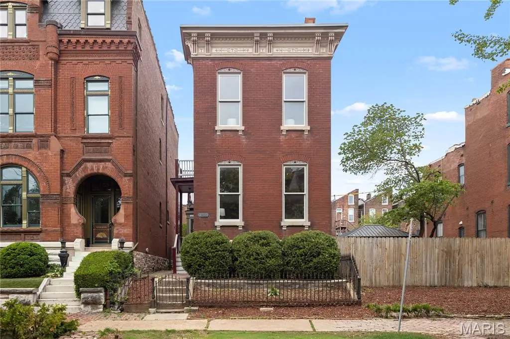 2421 S 13th Street, Saint Louis, MO 63104 - #1