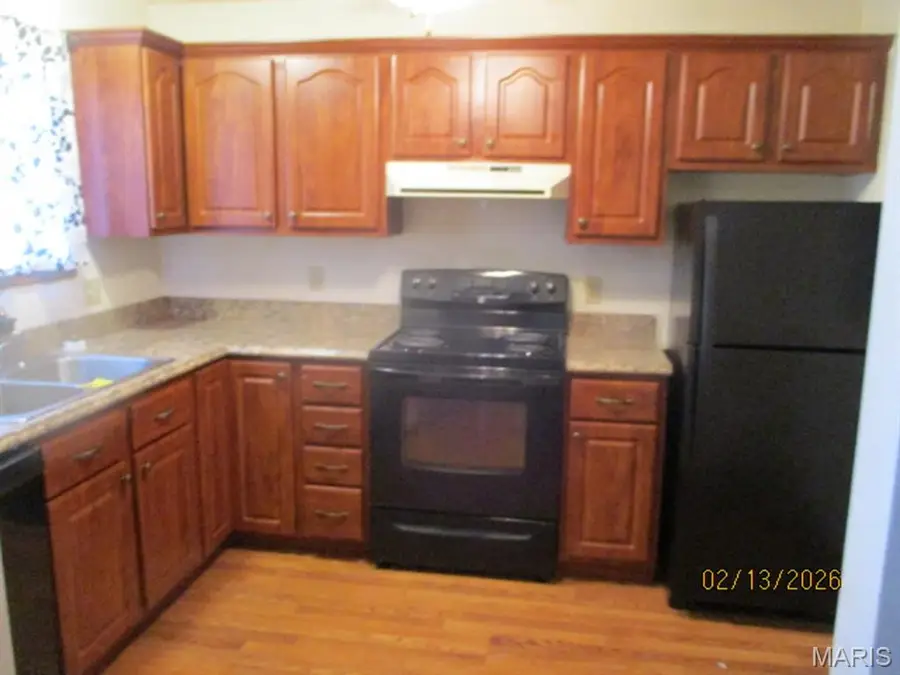 130 Sandridge Drive, Collinsville, IL 62234 - #2