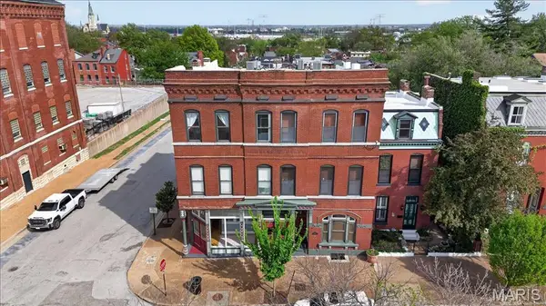 2200 S 12th Street #3, St Louis, MO 63104