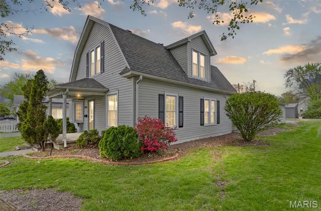 314 Highland Street E, Carrollton, IL 62016 - #1