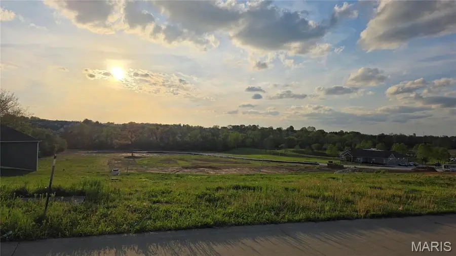 2799 N Crest Drive, Washington, MO 63090 - #2