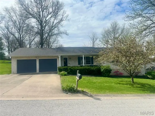 4118 Windmere Drive, Hannibal, MO 63401