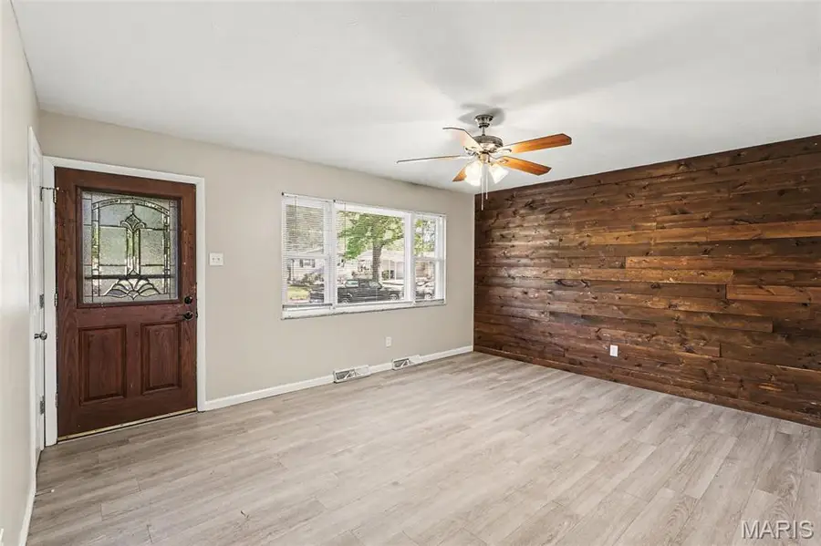 1845 Violet Drive, Florissant, MO 63031 - #2