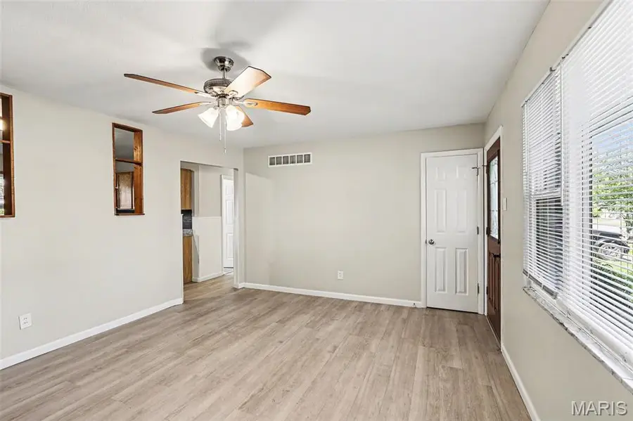 1845 Violet Drive, Florissant, MO 63031 - #3