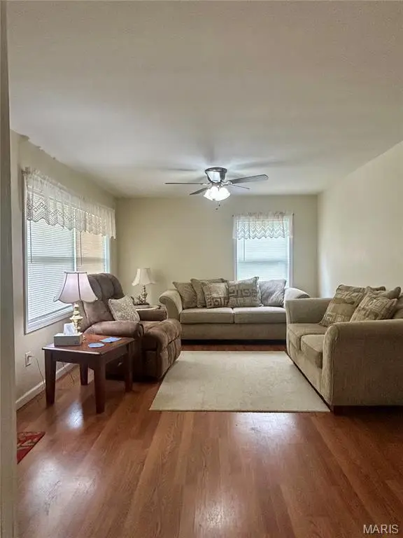 409 W James Avenue, Cuba, MO 65453 - #2