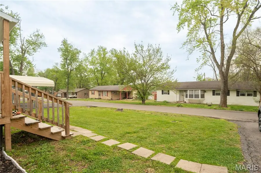 101 Hopkins Drive, Bloomfield, MO 63825 - #3
