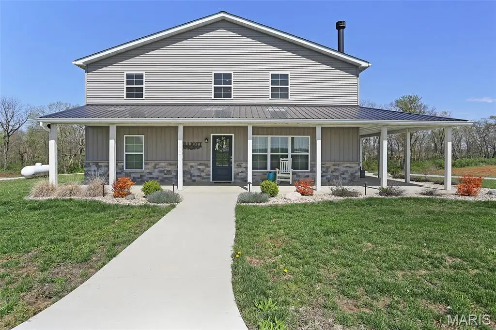 8131 Alhambra Road, New Douglas, IL 62074 - #1