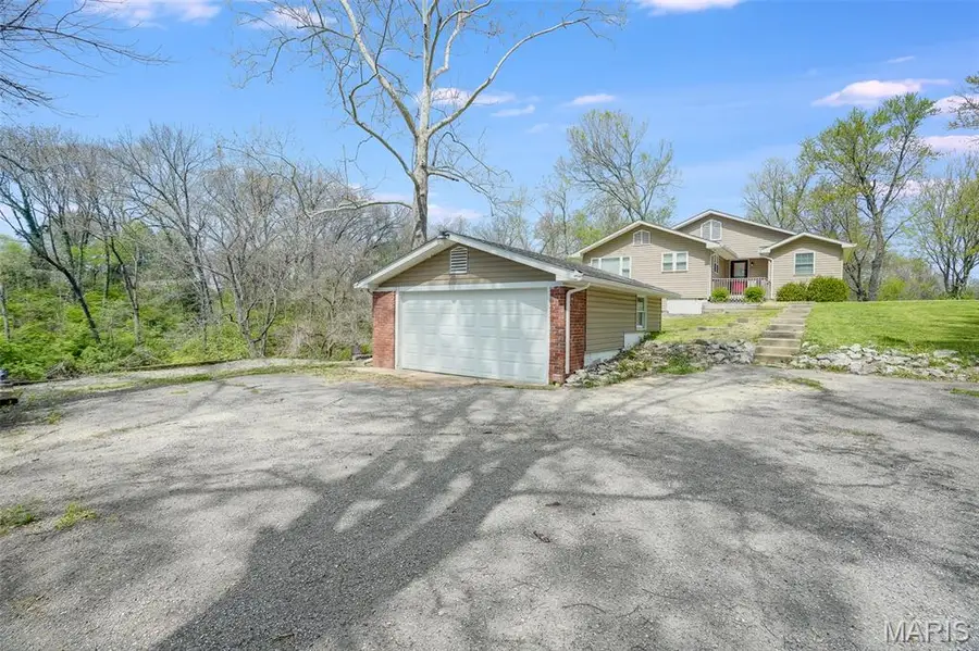 7851 N Illinois Street, Caseyville, IL 62232 - #2