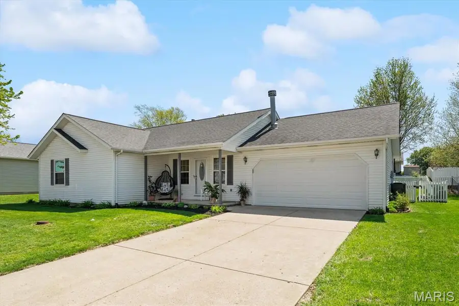 120 E Hunters Ridge, Valmeyer, IL 62295 - #3