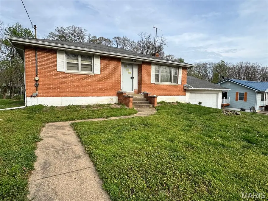 914 S Walnut Street, Gerald, MO 63037 - #2