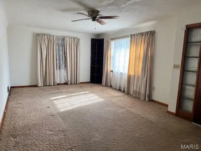 914 S Walnut Street, Gerald, MO 63037 - #3