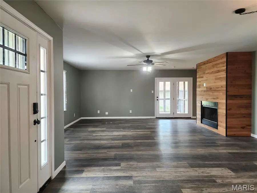 201 N Cantwell Lane, Desloge, MO 63601 - #3