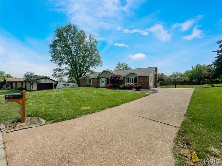 3480 Huntington Lane, Saint Charles, MO 63303 - #2