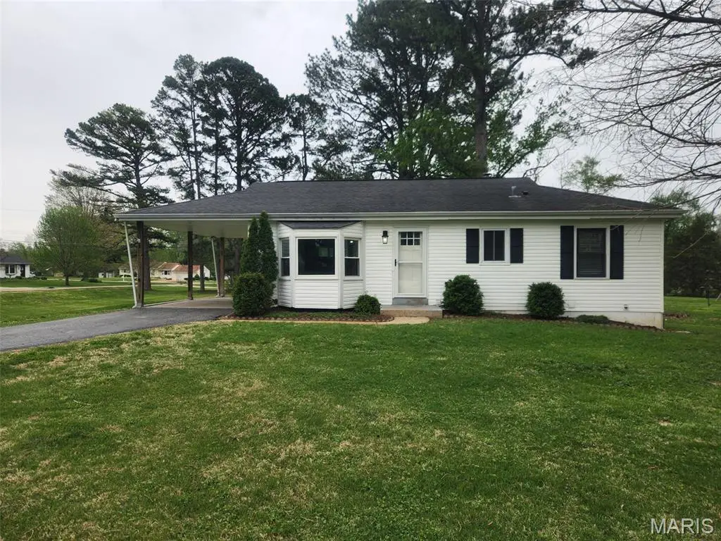 218 Robin Hill Lane, Ballwin, MO 63021 - #1