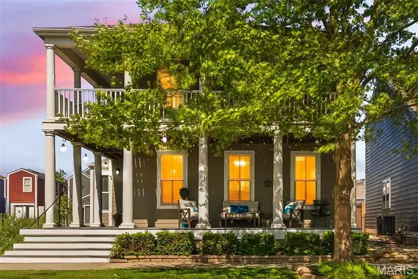 3520 Canal Street, St Charles, MO 63301