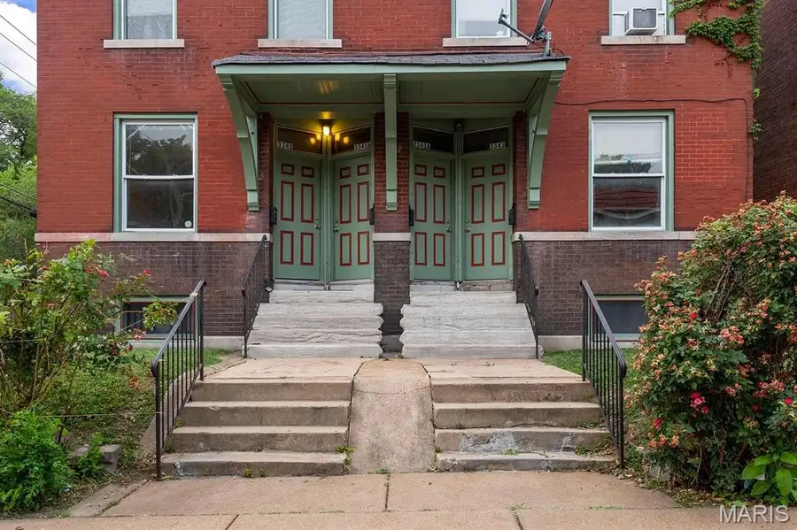 3343 Virginia Avenue, Saint Louis, MO 63118 - #3