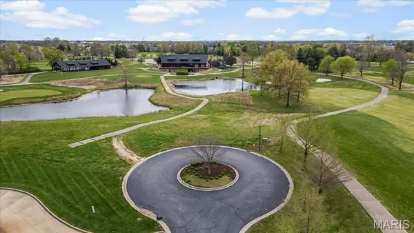 1044 Cypress Pointe Drive, Caseyville, IL 62232