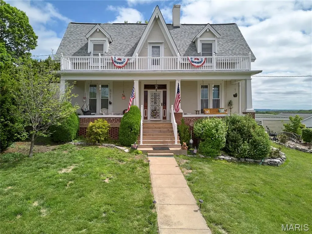 403 N Main Street, Louisiana, MO 63353 - #1