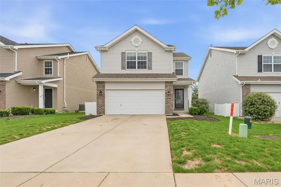 3424 Charlestowne Crossing Drive, Saint Charles, MO 63301 - #2