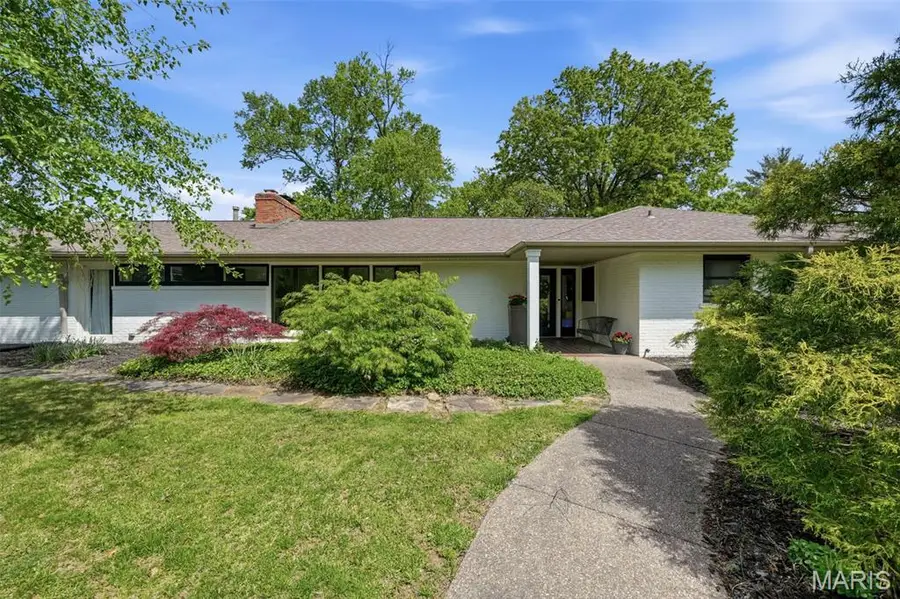 107 Stoneyside Lane, Olivette, MO 63132 - #2