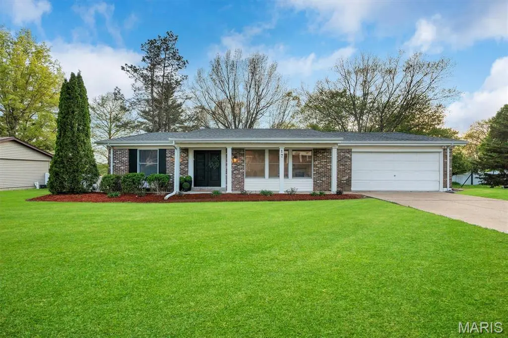 17 Atwood Drive, Saint Peters, MO 63376 - #1