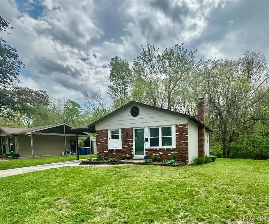 1700 E 9th Street, Washington, MO 63090 - #1