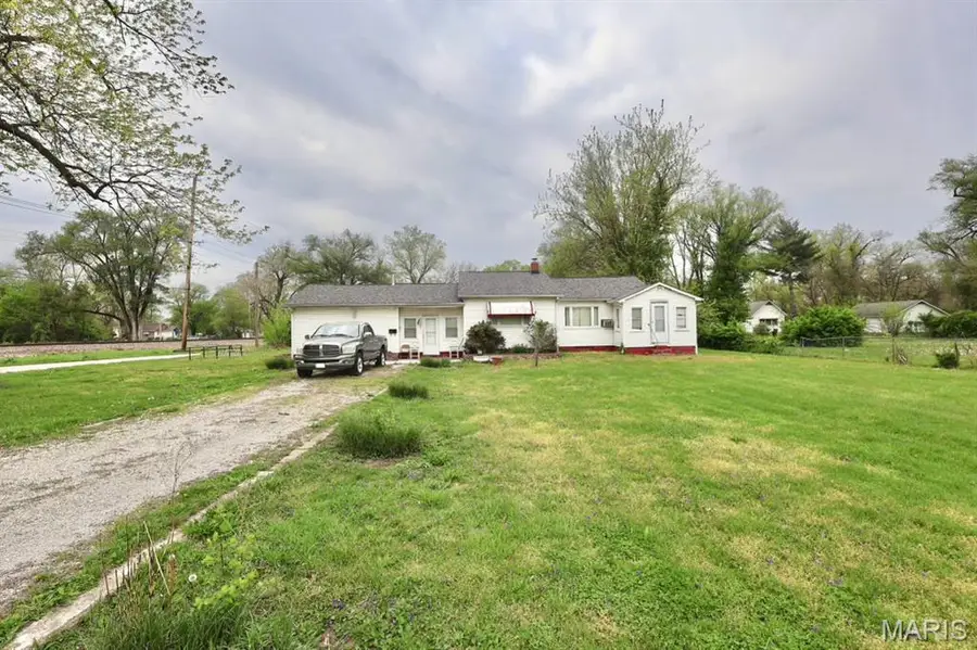 169 Homeside Drive, Alorton, IL 62207 - #2