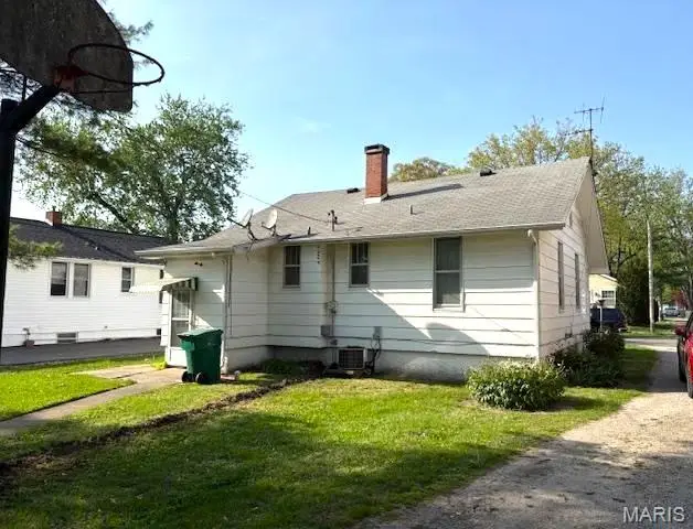 405 E 4th Street, O Fallon, IL 62269 - #3