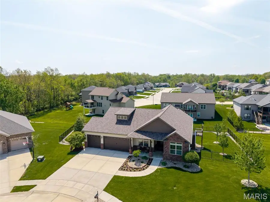 8048 Radcliffe Place, Troy, IL 62294 - #3