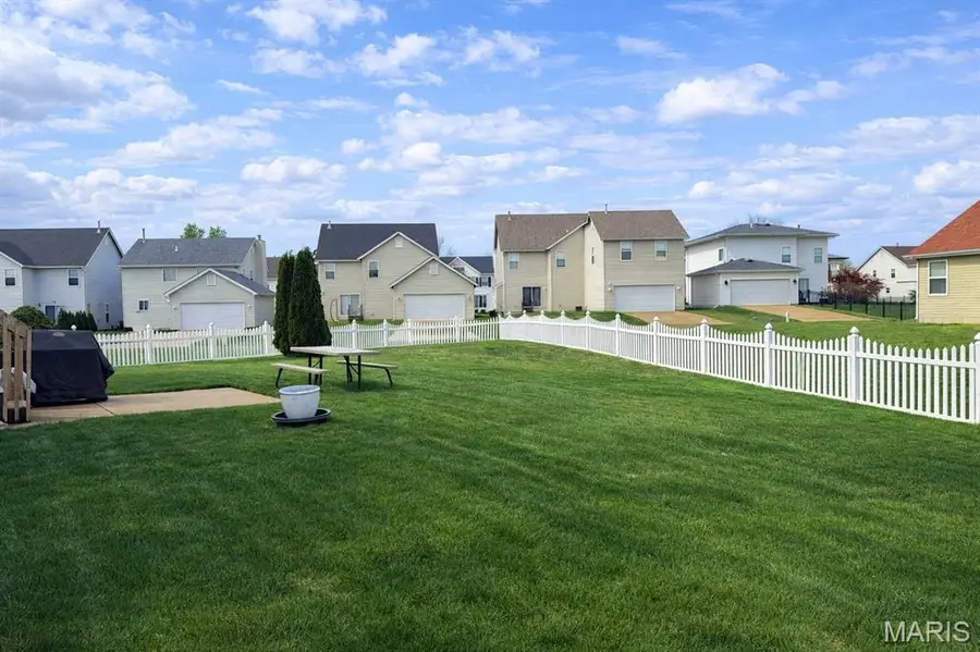 19 Jost Manor Court, Florissant, MO 63034 - #2