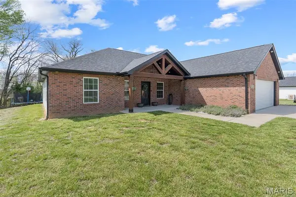 214 Gladiola Street, Jackson, MO 63755