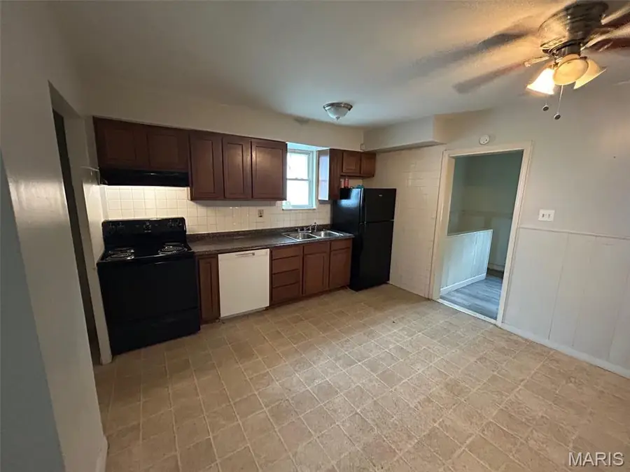 7303 Harney Avenue, Jennings, MO 63136 - #2