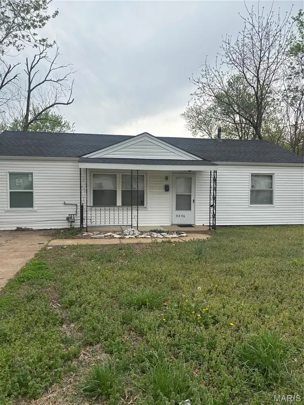 9836 Lorna Lane, St Louis, MO 63136