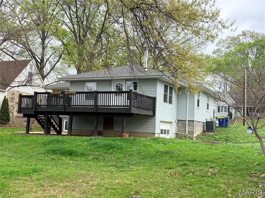 1310 E 6th Street, Washington, MO 63090 - #3