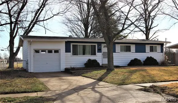 1600 Chickadee Lane, Florissant, MO 63031