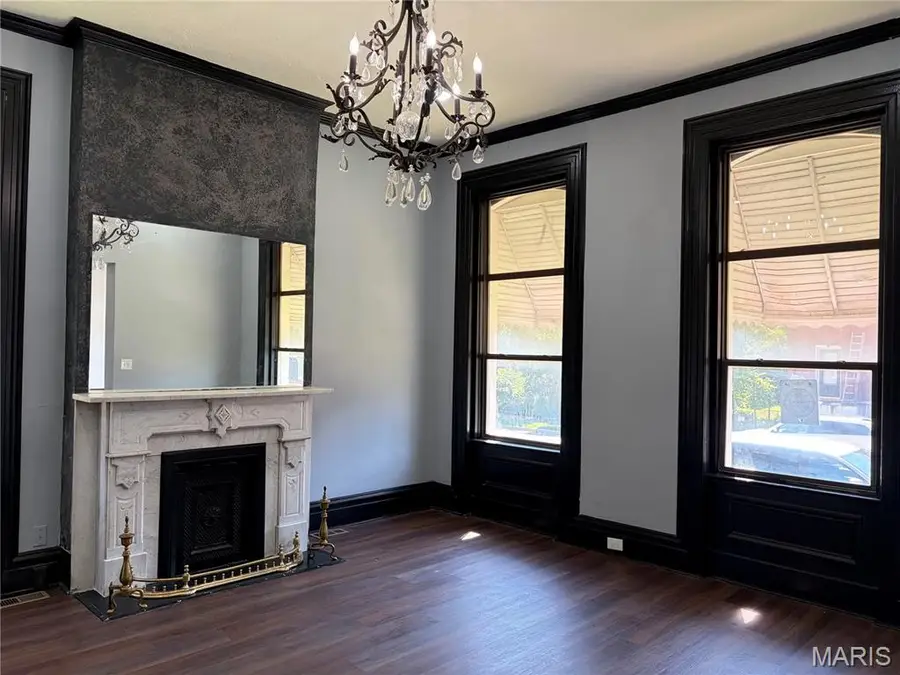 2248 Missouri Avenue, Saint Louis, MO 63104 - #2